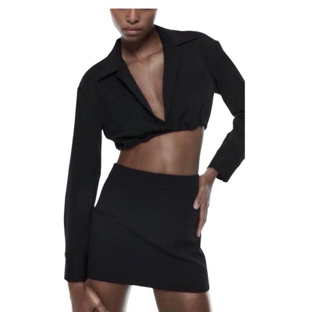 NWT ZARA Cropped Blazer Top V-Neck Underwire Collared Women’s Small Black